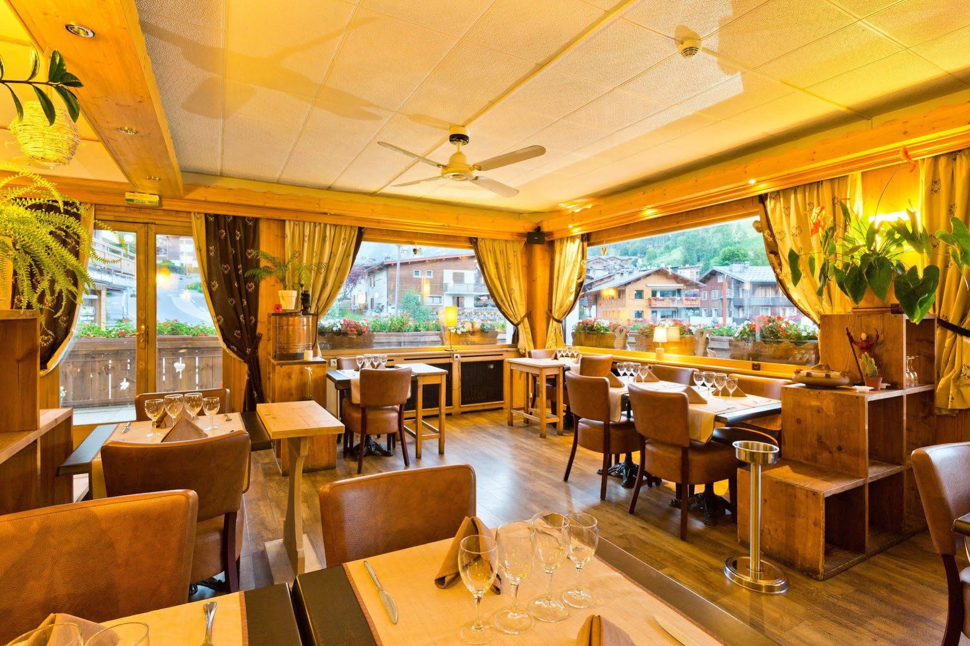 Hotel La Montagne 라클루자 외부 사진